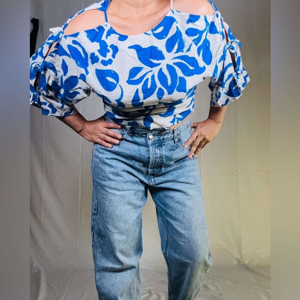 Zara Light Blue Relaxed Fit Jeans